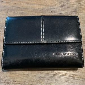 Kenneth Cole Black Leather Womens Wallet